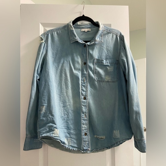 Heartloom Dasha buttondown top - Picture 4 of 6